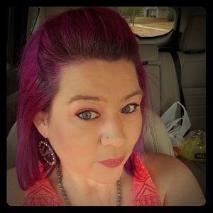 Meet your Posher, Kerri